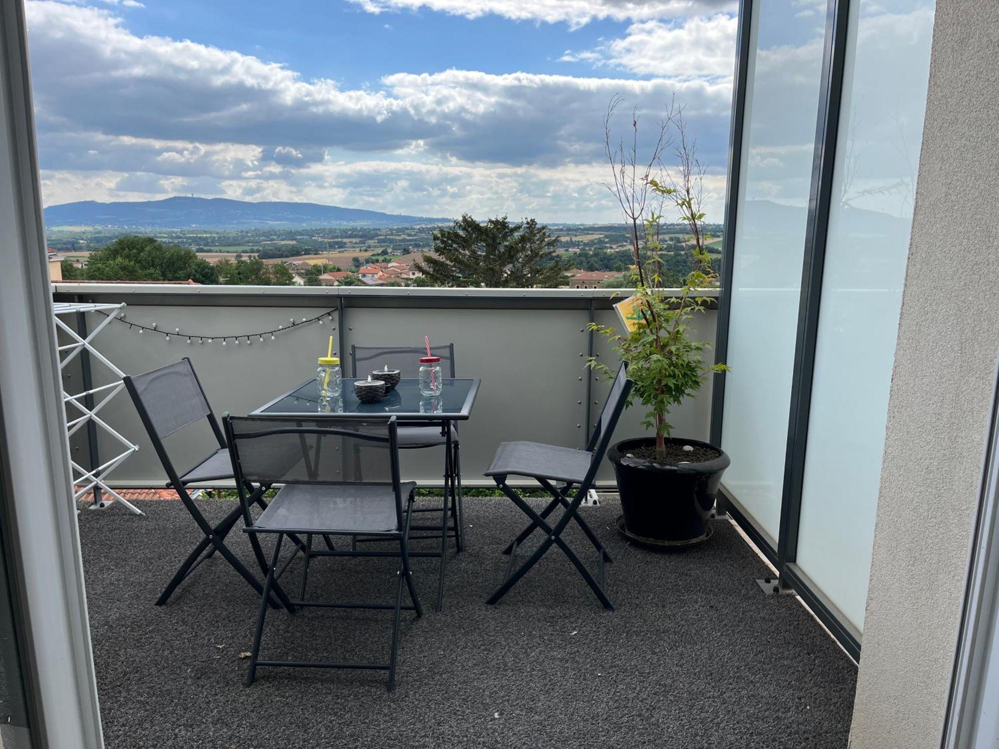 Appart & Fleurinoise Balcon Ascenseur Climatisation Fleurieux-sur-l'Arbresle Екстер'єр фото